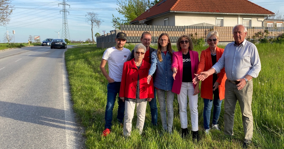  - © Foto: GfGR Daniel Musil, GR Ingrid Schwanzer, GR Christian Cerny, Maximilian Cerny, GfGR Helga Ronge, Anwohner Traude Fechter, Anwohner Karl Fechter